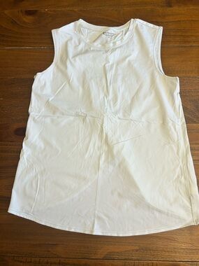 Athleta Light Green Sleeveless Tank Top